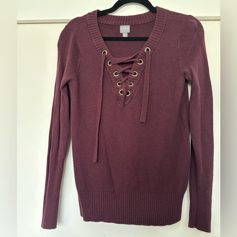 NY & Co Lace-Up Sweater in Burgundy